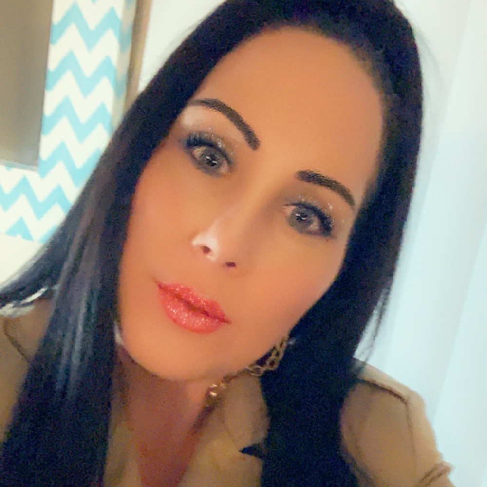 Meet your Posher, Shae